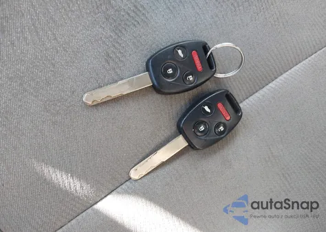 2011 Honda Pilot Lx z USA, uszkodzony, nr VIN 5FNYF4H20BB015004